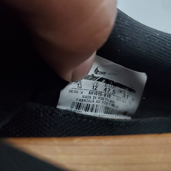 Nike Shoe Men’s 13 Odyssey React Flyknit 2 Running Sneakers ATH1015-010 - Picture 3 of 7